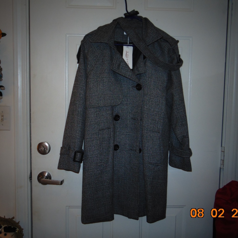 3/4 length Grey plaid TRENCHCOAT